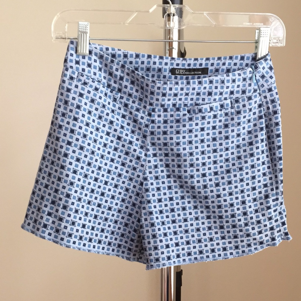 GUESS Collection Size 2 Shorts